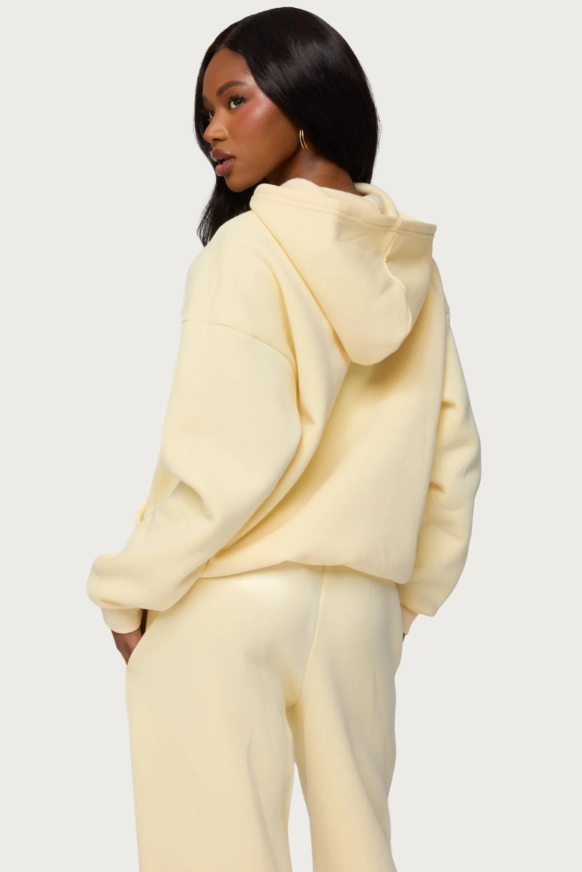 Basic Girl Oversized Edikted Hoodie - Image 7